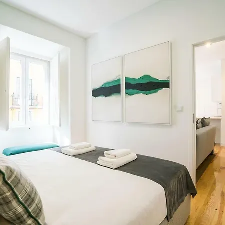 Modern In Chiado