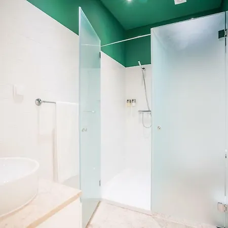 Apartment Modern In Chiado Lisbon